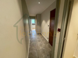 
                                                                                        Location
                                                                                         Magnifique 2 pièce de 48m2 situé dans un quartier calme à proximité du centre-ville de Saint-Quentin