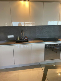 
                                                                                        Location
                                                                                         Magnifique 3 p avec vue mer