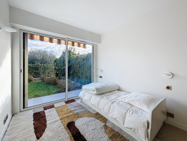 
                                                                                        Location
                                                                                         Magnifique 3 pièces meublé entièrement rénové