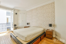 
                                                                                        Vente
                                                                                         Magnifique appartement de 4 pièces - Paris 11ème