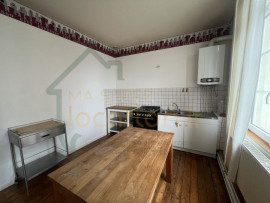 
                                                                                        Location
                                                                                         Magnifique appartement de charme situé en HYPER-CENTRE de SAINT-QUENTIN