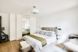 
                                                                                        Vente
                                                                                         Magnifique appartement rénové avec jardin et vue mer panoramique