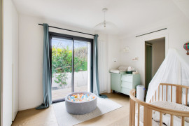 
                                                                                        Vente
                                                                                         Magnifique appartement rénové jardin et vue mer