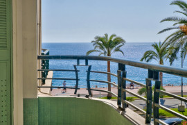 
                                                                                        Location
                                                                                         Magnifique appartement rénové avec vue mer