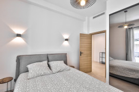 
                                                                                        Location
                                                                                         Magnifique appartement rénové avec vue mer