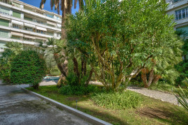 
                                                                                        Location
                                                                                         Magnifique appartement rénové avec vue mer