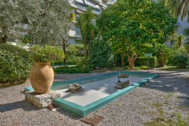 
                                                                                        Location
                                                                                         Magnifique appartement rénové avec vue mer