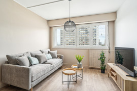 
                                                                                        Colocation
                                                                                         Magnifique colocation meublée rénovée