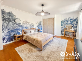
                                                                                        Vente
                                                                                         Magnifique maison familiale baignée de verdure
