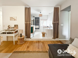 
                                                                                        Vente
                                                                                         Magnifique maison familiale baignée de verdure