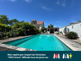 
                                                                                        Vente
                                                                                         Magnifique maison familiale de caractère avec jardin paysager, piscine chauffée et prestations de qualité