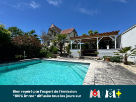 
                                                                                        Vente
                                                                                         Magnifique maison familiale de caractère avec jardin paysager, piscine chauffée et prestations de qualité