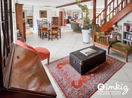 
                                                                                        Vente
                                                                                         Magnifique maison traditionnelle 8 pièces