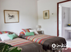 
                                                                                        Vente
                                                                                         Magnifique maison traditionnelle 8 pièces