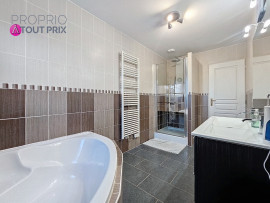 Vente
Magnifique Pavillon Individuel de Semi Plain-Pied