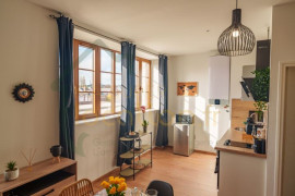
                                                                                        Location
                                                                                         Magnifique studio meublé en HYPER-CENTRE de SAINT-QUENTIN