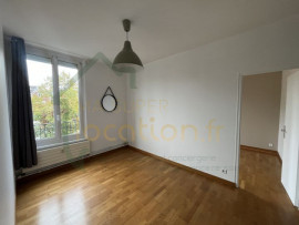 Location
Magnifique T3 situé en HYPER-CENTRE de SAINT-QUENTIN