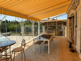 Vente
Magnifique villa contemporaine avec piscine