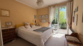 
                                                                                        Vente
                                                                                         Maison familiale 162 m² avec parc de 1 600 m² piscinable à Saint-Cyr-au-Mont-d'Or