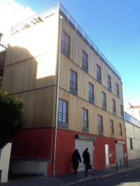 
                                                                                        Location
                                                                                         Mairie de Saint Ouen : Bureau / Atelier  45 m²