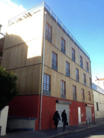 
                                                                                        Location
                                                                                         Mairie de Saint Ouen : Bureau / Atelier  45 m²