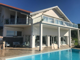 
                                                                                        Viager
                                                                                         Investisseur : 30% de décote pour cette magnifique villa avec piscine en nue-propriété 8 ans
