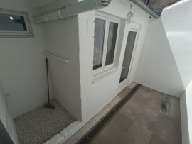 
                                                                                        Location
                                                                                         Maison 1 chambre, 1 bureau avec cour Amiens