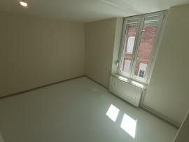 
                                                                                        Location
                                                                                         Maison 1 chambre, 1 bureau avec cour Amiens