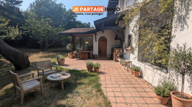 
                                                                                        Vente
                                                                                         Maison 10 pièces 240m2 avec jardin 2500m2 piscinable