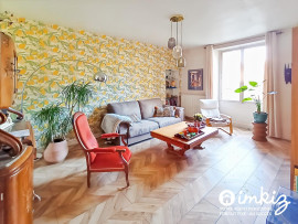 
                                                                                        Vente
                                                                                         Maison 10 pièces