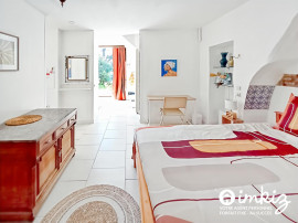 
                                                                                        Vente
                                                                                         Maison 10 pièces