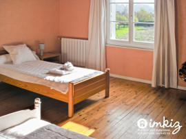 
                                                                                        Vente
                                                                                         Maison 10 pièces