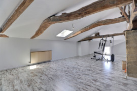 
                                                                                        Vente
                                                                                         Maison 10 pièces