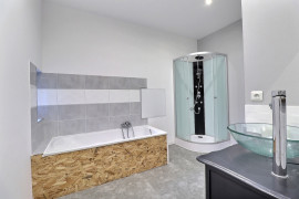 
                                                                                        Vente
                                                                                         Maison 10 pièces