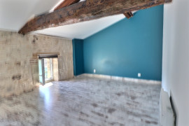 
                                                                                        Vente
                                                                                         Maison 10 pièces