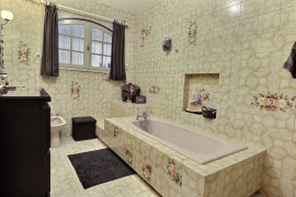 
                                                                                        Vente
                                                                                         Maison 10 pièces