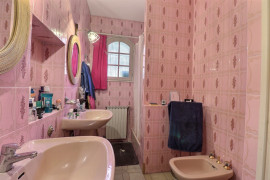 
                                                                                        Vente
                                                                                         Maison 10 pièces