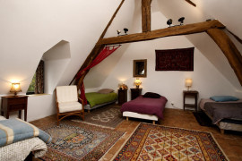 
                                                                                        Vente
                                                                                         Maison 10 pièces