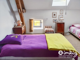 
                                                                                        Vente
                                                                                         Maison 10 pièces