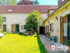 
                                                                                        Vente
                                                                                         Maison 10 pièces