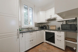 
                                                                                        Vente
                                                                                         Maison 100m² 3 chambres à la Mairie + garage