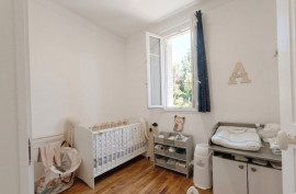 
                                                                                        Vente
                                                                                         Maison 100m² 3 chambres à la Mairie + garage
