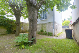 
                                                                                        Vente
                                                                                         Maison 100m² 3 chambres à la Mairie + garage