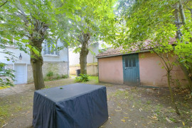 
                                                                                        Vente
                                                                                         Maison 100m² 3 chambres à la Mairie + garage