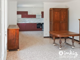 
                                                                                        Vente
                                                                                         Maison 100m2 rénovée et  isolée par l extérieur