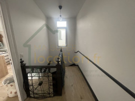 
                                                                                        Location
                                                                                         MAISON 103m2 PROCHE CENTRE VILLE AVEC COUR ET GARAGE