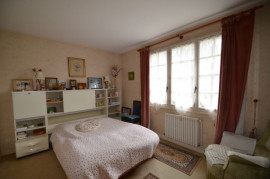 Vente
Maison 10mn à pied commerces,9km gare, 1h Paris