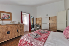 
                                                                                        Vente
                                                                                         Maison 12 pièces