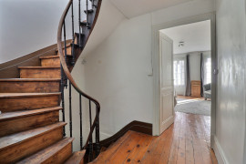 
                                                                                        Vente
                                                                                         Maison 12 pièces