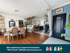 
                                                                                        Vente
                                                                                         maison - 120 m2 - trois chambres - jardin